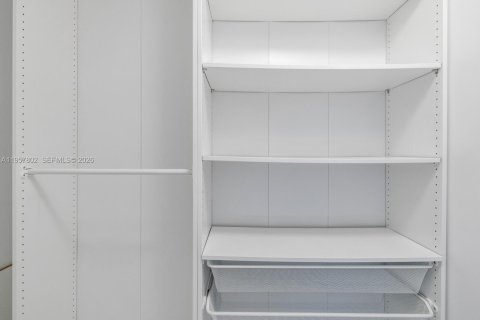 Condominio en venta en Miami, Florida, 2 dormitorios, 98.48 m2 № 2020919 - foto 18