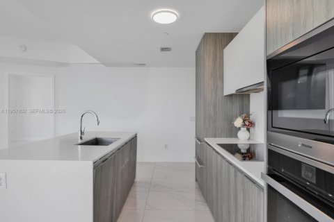 Condominio en venta en Miami, Florida, 2 dormitorios, 98.48 m2 № 2020919 - foto 10
