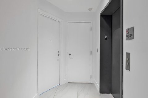 Condominio en venta en Miami, Florida, 2 dormitorios, 98.48 m2 № 2020919 - foto 4