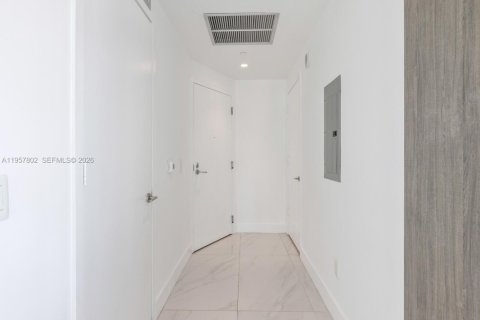 Condominio en venta en Miami, Florida, 2 dormitorios, 98.48 m2 № 2020919 - foto 5