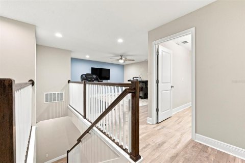 Townhouse in Oldsmar, Florida 3 bedrooms, 207.17 sq.m. № 2324886 - photo 21