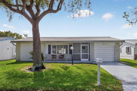 Villa ou maison à louer à Plantation, Floride: 3 chambres, 144.46 m2 № 2084304 - photo 1
