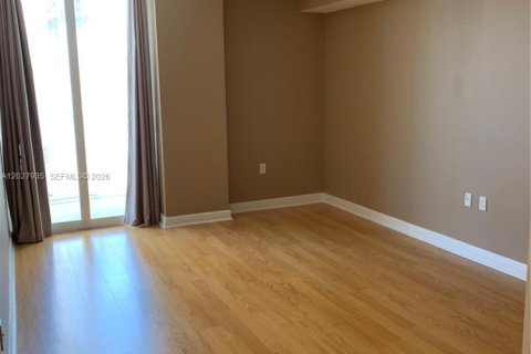 Copropriété à louer à Hallandale Beach, Floride: 2 chambres, 132.39 m2 № 2270098 - photo 9