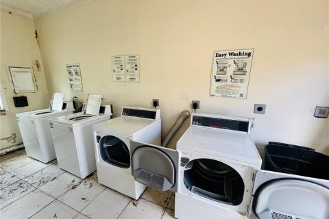 Immobilier commercial à vendre à Sebring, Floride: 15 chambres, 65.03 m2 № 2283400 - photo 18