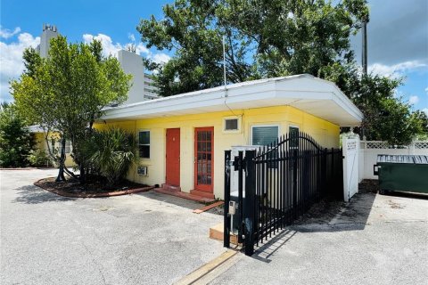 Immobilier commercial à vendre à Sebring, Floride: 15 chambres, 65.03 m2 № 2283400 - photo 3