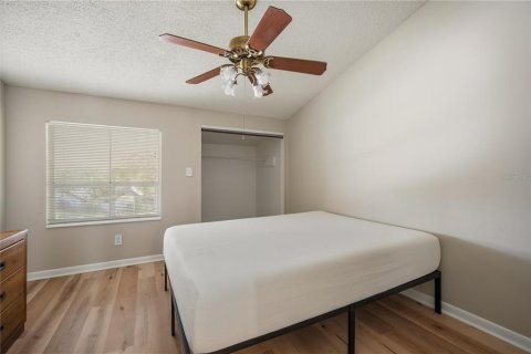 Touwnhouse à louer à Tampa, Floride: 2 chambres, 96.99 m2 № 2119333 - photo 10