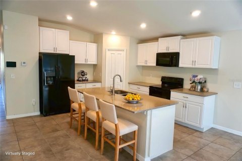 Casa en venta en Ruskin, Florida, 4 dormitorios, 179.86 m2 № 1768076 - foto 3