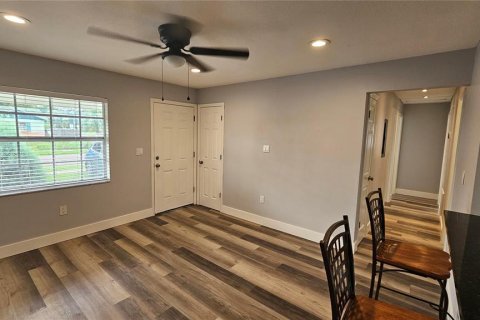 Villa ou maison à vendre à Tampa, Floride: 4 chambres, 163.04 m2 № 2210122 - photo 21