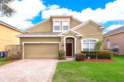 House in Davenport, Florida 5 bedrooms, 265.05 sq.m. № 2097554