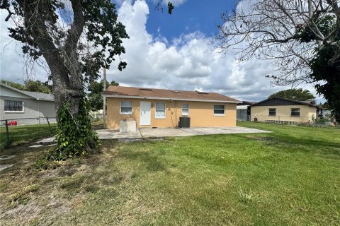 Villa ou maison à vendre à Orlando, Floride: 3 chambres, 100.71 m2 № 2204149 - photo 26