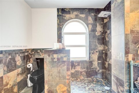 Adosado en venta en Coral Springs, Florida, 3 dormitorios, 165.74 m2 № 1982435 - foto 25