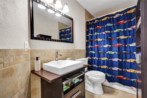 Adosado en venta en Coral Springs, Florida, 3 dormitorios, 165.74 m2 № 1982435 - foto 9