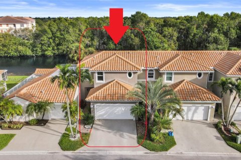 Adosado en venta en Coral Springs, Florida, 3 dormitorios, 165.74 m2 № 1982435 - foto 3
