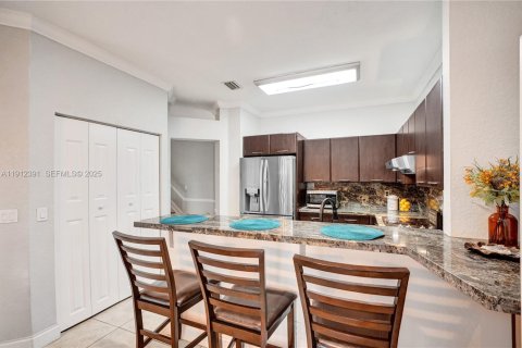 Adosado en venta en Coral Springs, Florida, 3 dormitorios, 165.74 m2 № 1982435 - foto 20