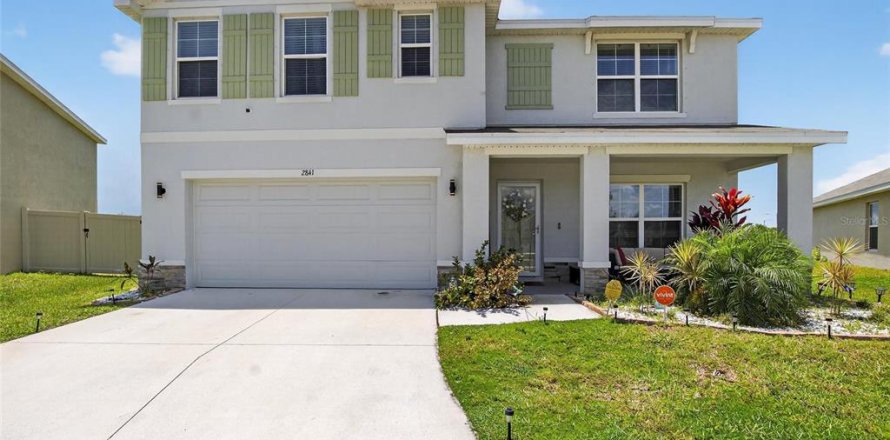 House in BERRY BAY in Wimauma, Florida 5 bedrooms, 241.64 sq.m. № 1871155