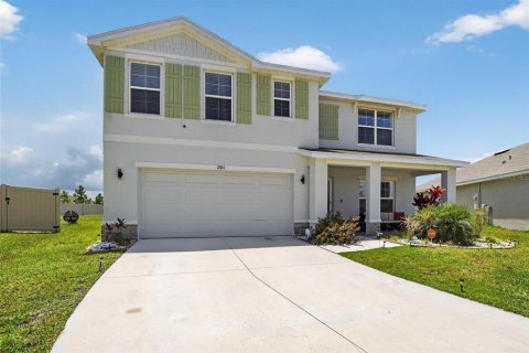 House in BERRY BAY in Wimauma, Florida 5 bedrooms, 241.64 sq.m. № 1871155 - photo 3