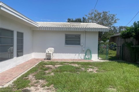 Villa ou maison à vendre à Clearwater, Floride: 2 chambres, 113.9 m2 № 1917273 - photo 22