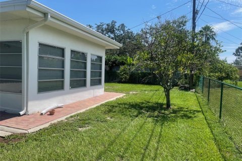 Villa ou maison à vendre à Clearwater, Floride: 2 chambres, 113.9 m2 № 1917273 - photo 20