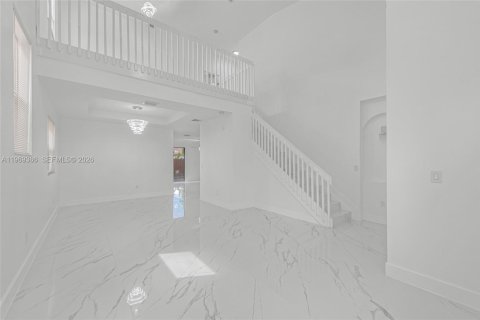 Casa en venta en Homestead, Florida, 5 dormitorios, 253.81 m2 № 2030350 - foto 7