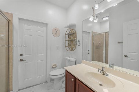 Casa en venta en Homestead, Florida, 5 dormitorios, 253.81 m2 № 2030350 - foto 15