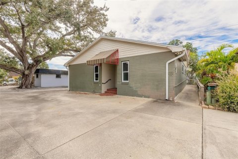 Commercial property in Daytona Beach, Florida 159.88 sq.m. № 2150880 - photo 21