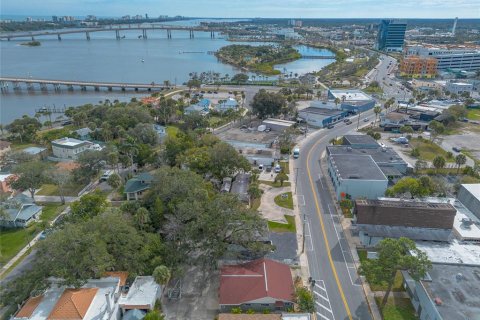 Commercial property in Daytona Beach, Florida 159.88 sq.m. № 2150880 - photo 4