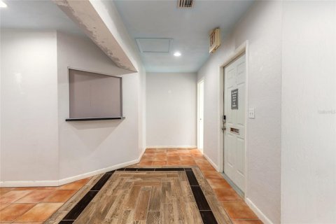 Commercial property in Daytona Beach, Florida 159.88 sq.m. № 2150880 - photo 7