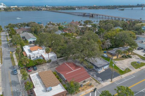 Commercial property in Daytona Beach, Florida 159.88 sq.m. № 2150880 - photo 16
