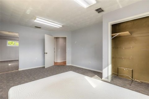 Commercial property in Daytona Beach, Florida 159.88 sq.m. № 2150880 - photo 11