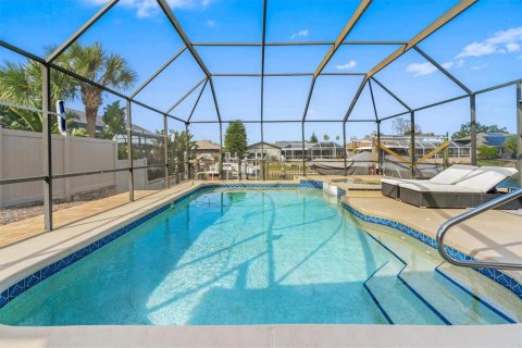 House in Palm Coast, Florida 3 bedrooms, 198.25 sq.m. № 2219547 - photo 24