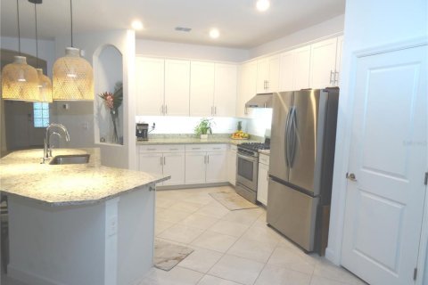 Casa en venta en Bradenton, Florida, 4 dormitorios, 208.01 m2 № 1807327 - foto 10