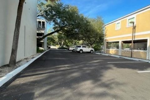 Immobilier commercial à vendre à Tampa, Floride: 236.34 m2 № 790728 - photo 20