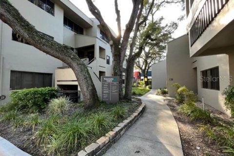 Immobilier commercial à vendre à Tampa, Floride: 236.34 m2 № 790728 - photo 16