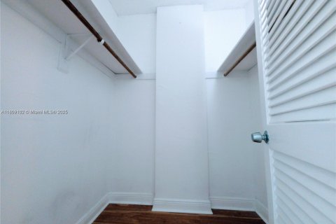 Condo in Sunny Isles Beach, Florida, 1 bedroom  № 1750456 - photo 6