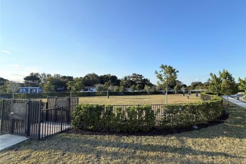 Touwnhouse à louer à Miami, Floride: 3 chambres, 137.77 m2 № 2025738 - photo 11