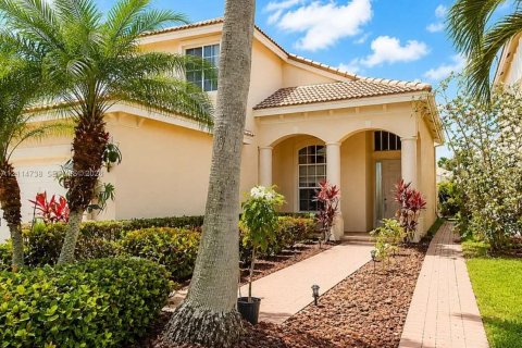 Villa ou maison à louer à Wellington, Floride: 4 chambres, 192.96 m2 № 2437631 - photo 2