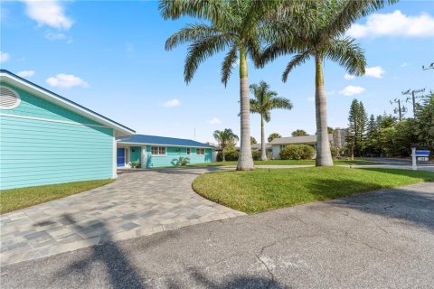 Casa en venta en Port Orange, Florida, 4 dormitorios, 272.2 m2 № 2237286 - foto 3