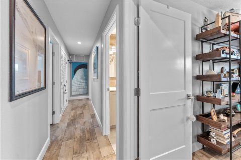 Casa en venta en Port Orange, Florida, 4 dormitorios, 272.2 m2 № 2237286 - foto 20