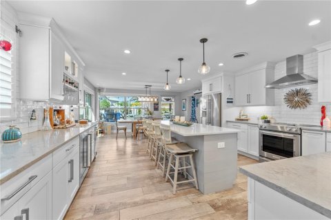 Casa en venta en Port Orange, Florida, 4 dormitorios, 272.2 m2 № 2237286 - foto 14