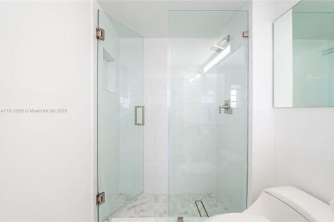 Copropriété à vendre à Aventura, Floride: 2 chambres, 98.29 m2 № 2061171 - photo 26
