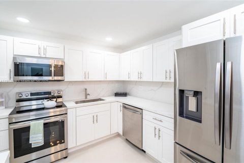 Copropriété à vendre à Aventura, Floride: 2 chambres, 98.29 m2 № 2061171 - photo 7