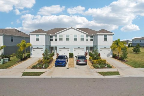 Townhouse in Bradenton, Florida 3 bedrooms, 132.94 sq.m. № 2110807 - photo 25
