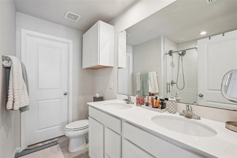 Townhouse in Bradenton, Florida 3 bedrooms, 132.94 sq.m. № 2110807 - photo 16