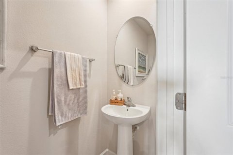 Townhouse in Bradenton, Florida 3 bedrooms, 132.94 sq.m. № 2110807 - photo 11
