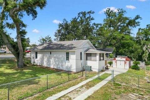 House in Leesburg, Florida 3 bedrooms, 135.08 sq.m. № 2235658 - photo 3