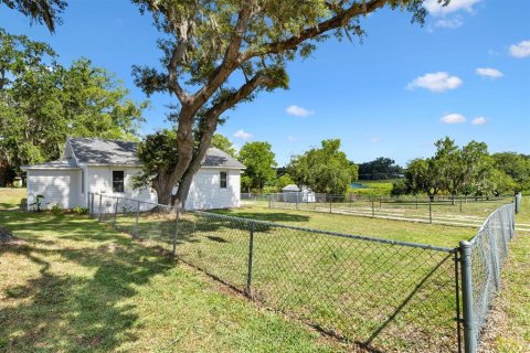 House in Leesburg, Florida 3 bedrooms, 135.08 sq.m. № 2235658 - photo 27