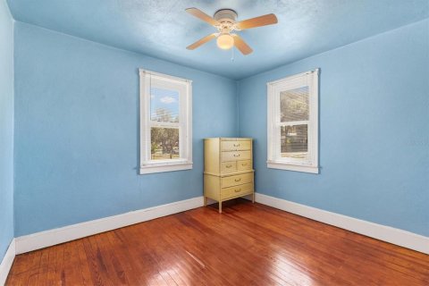 House in Leesburg, Florida 3 bedrooms, 135.08 sq.m. № 2235658 - photo 22