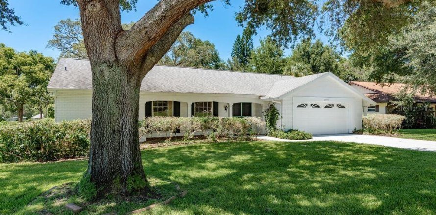House in Hudson, Florida 2 bedrooms, 182.92 sq.m. № 1866072