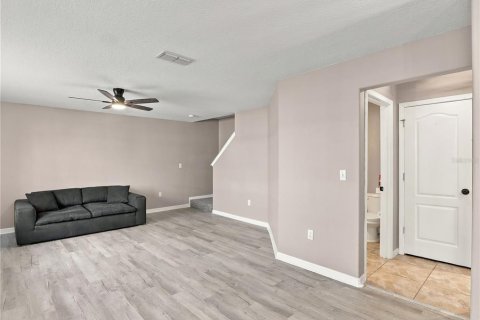 Touwnhouse à vendre à Sanford, Floride: 3 chambres, 127.46 m2 № 2416624 - photo 18