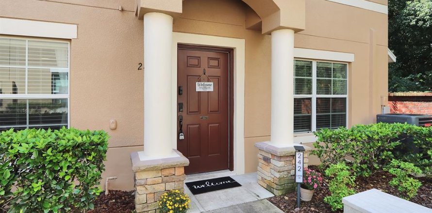 Touwnhouse à Sanford, Floride 3 chambres, 127.46 m2 № 2416624